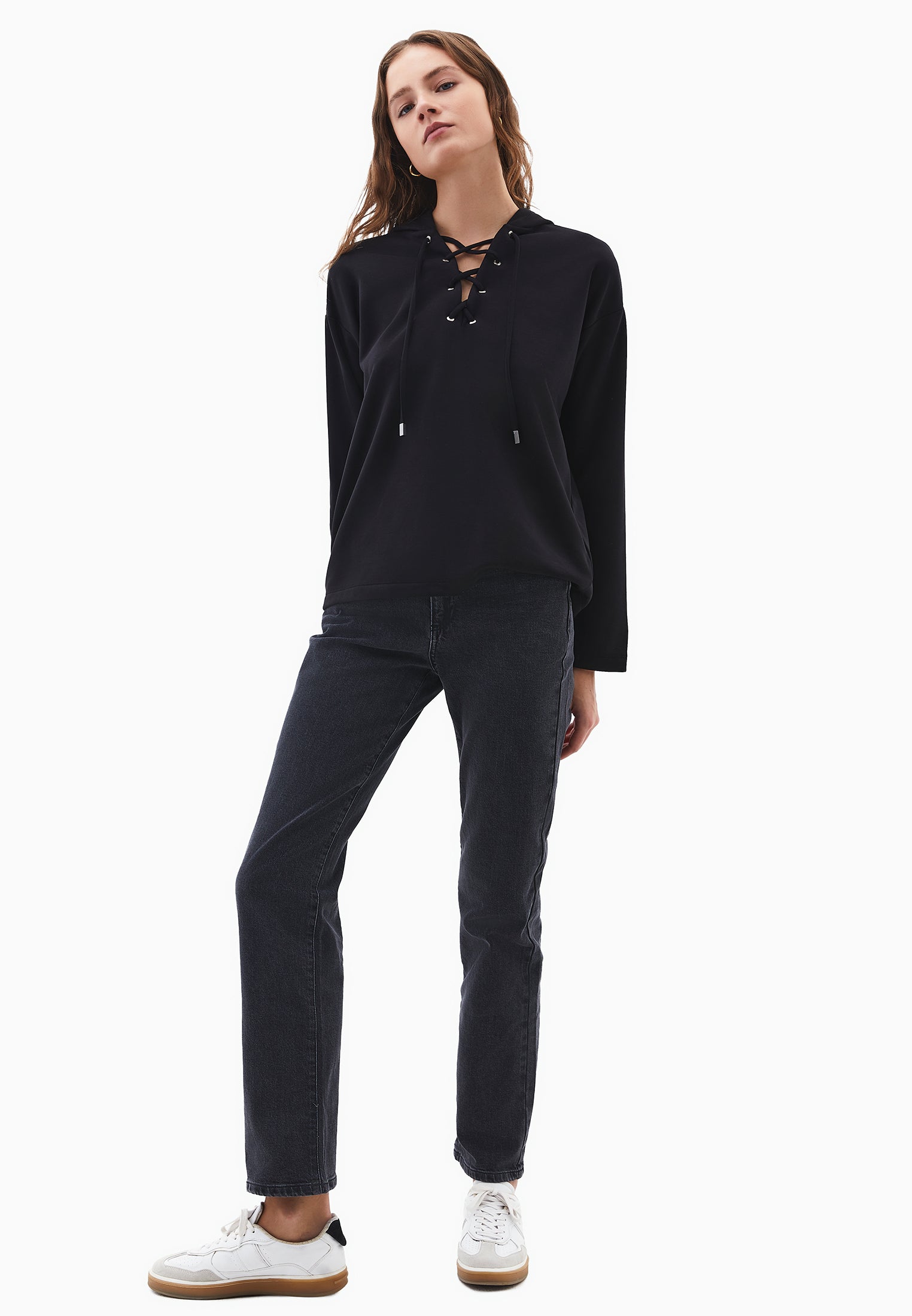 سويت شيرت بقبعة كبيرة الحجم بقلنسوة - أسود