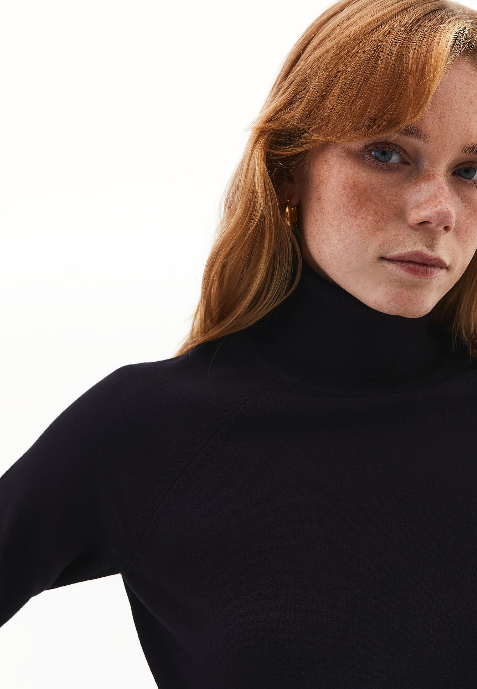 Slim Fit Turtleneck Knitwear - BLACK