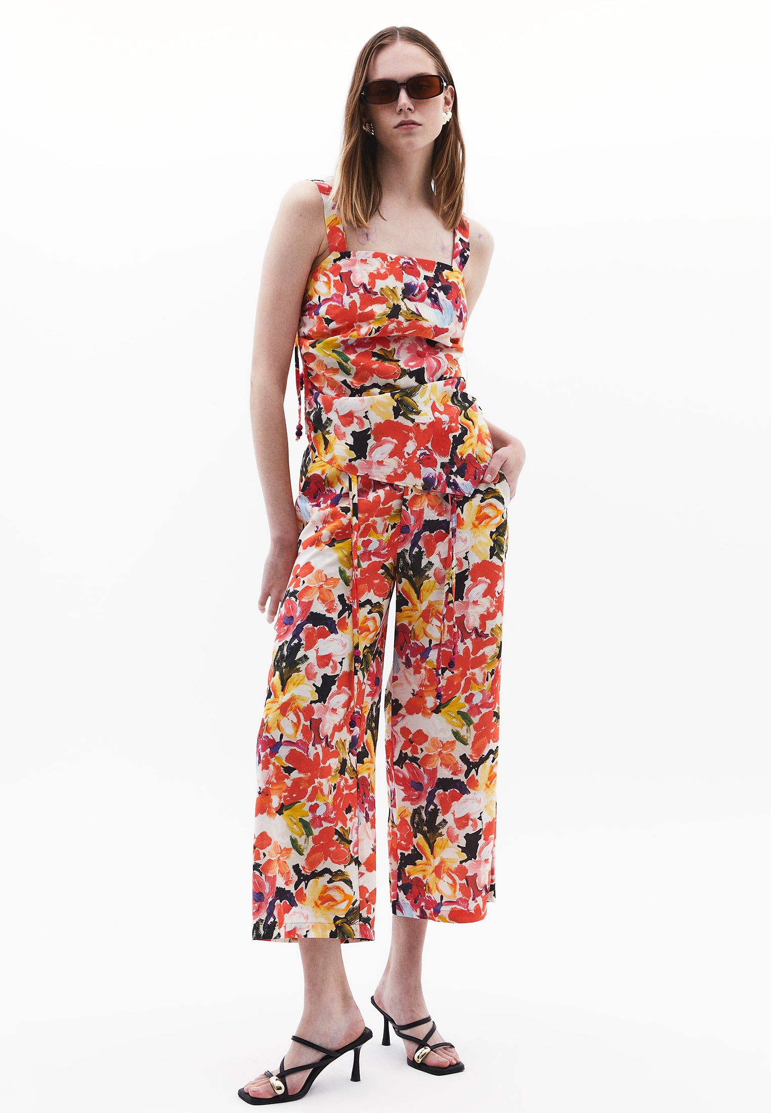 بنطلون ميدي واسع الساقين - مشط زهور