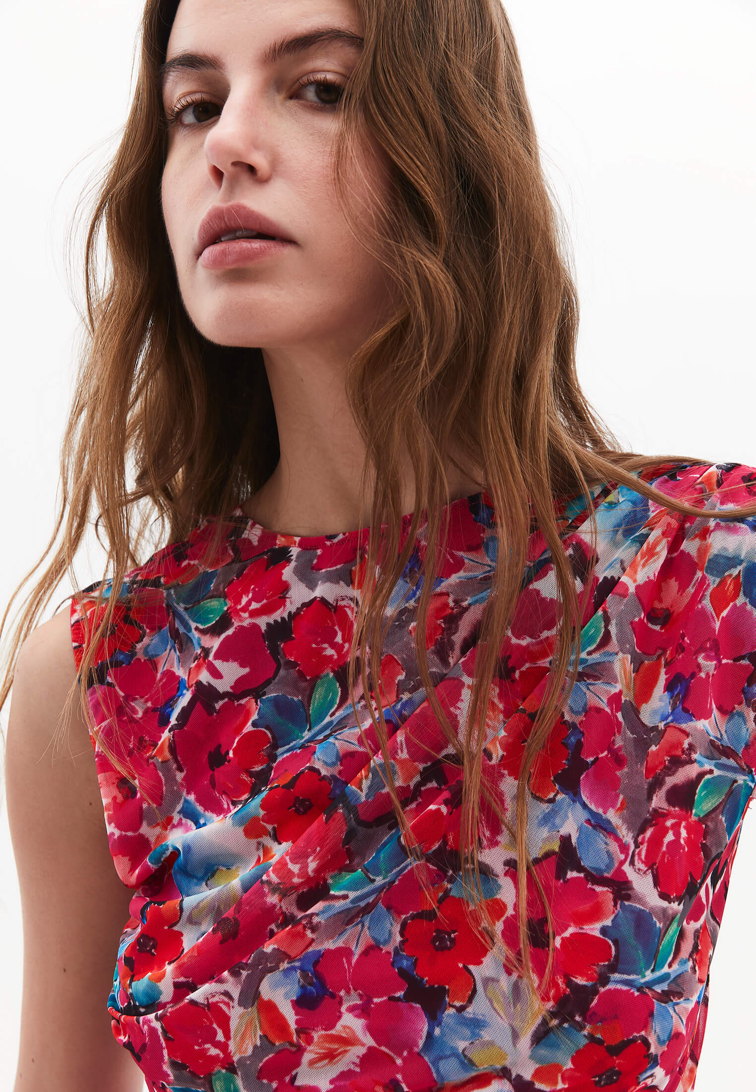 توب بدون أكمام شبكي - مشط زهور