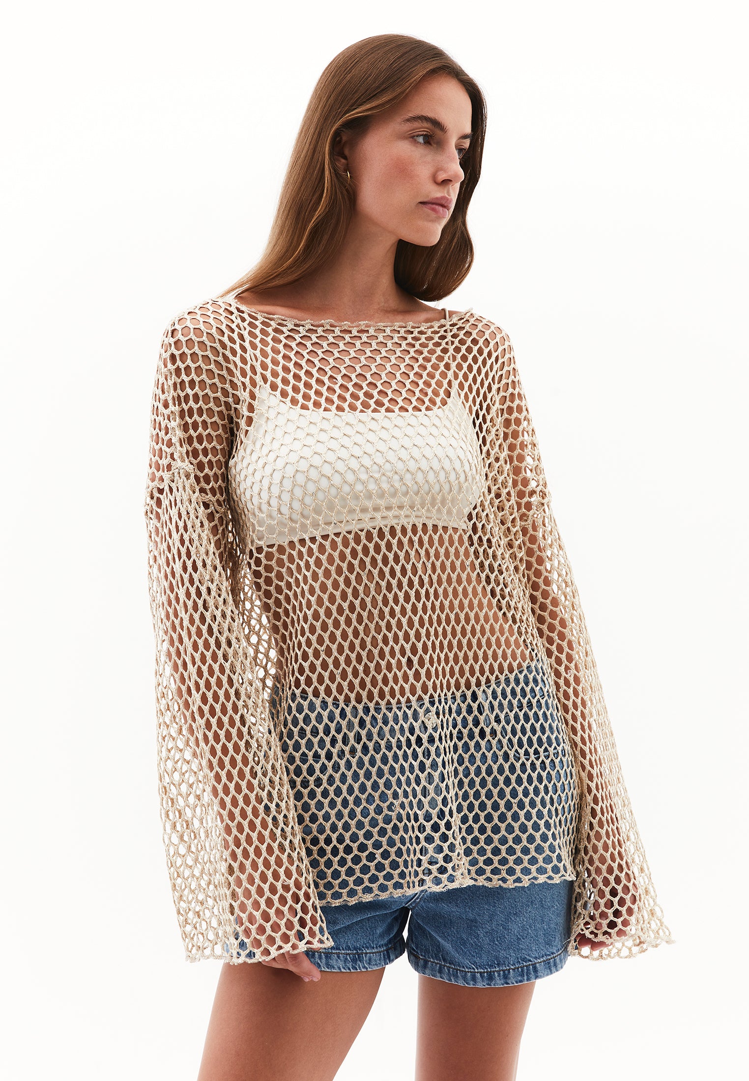 ملف بلوزة بأكمام طويلة مفصلة - ALMOND MILK