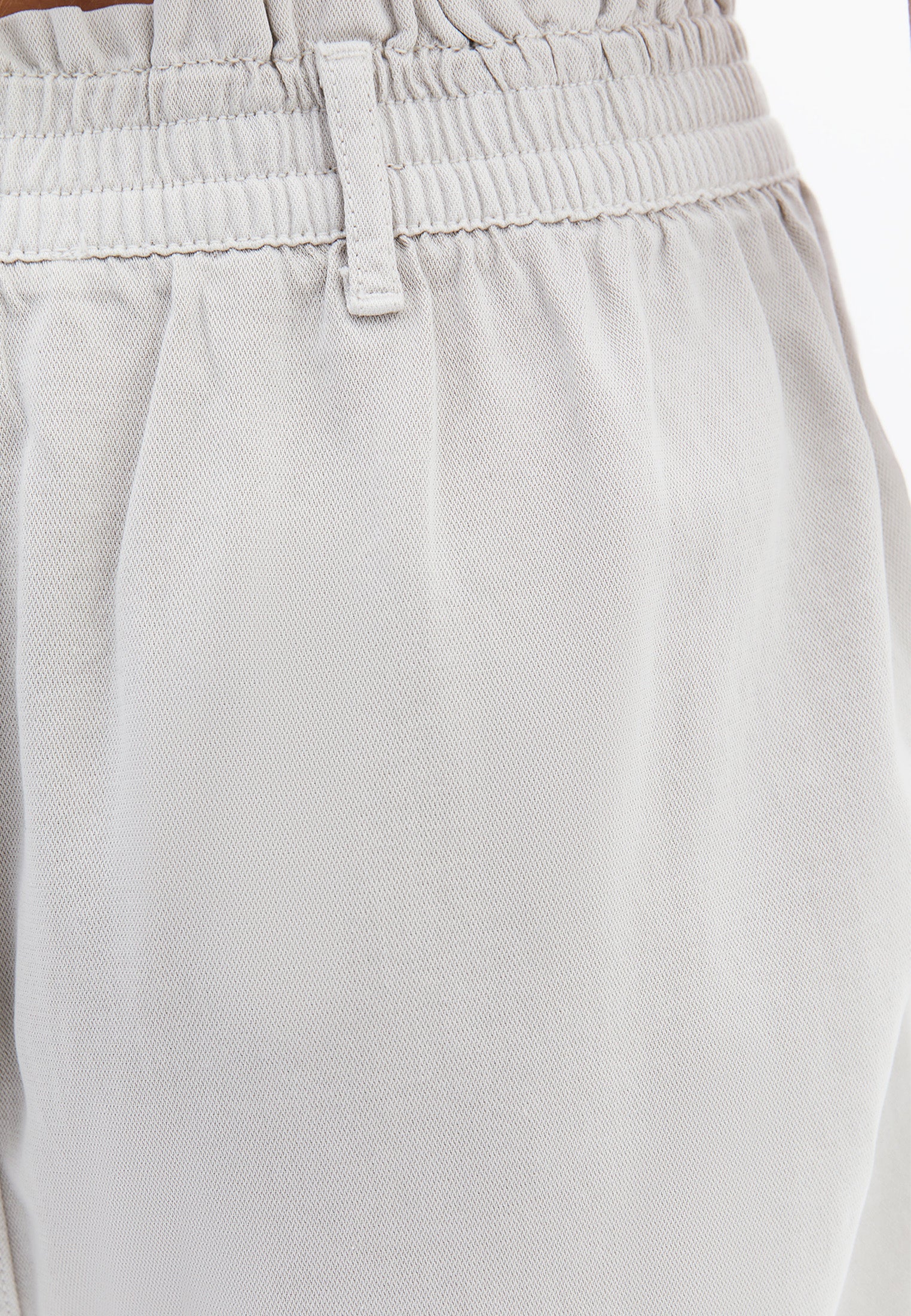 شورت قصير بجيوب - أنتيك فضي البتولا