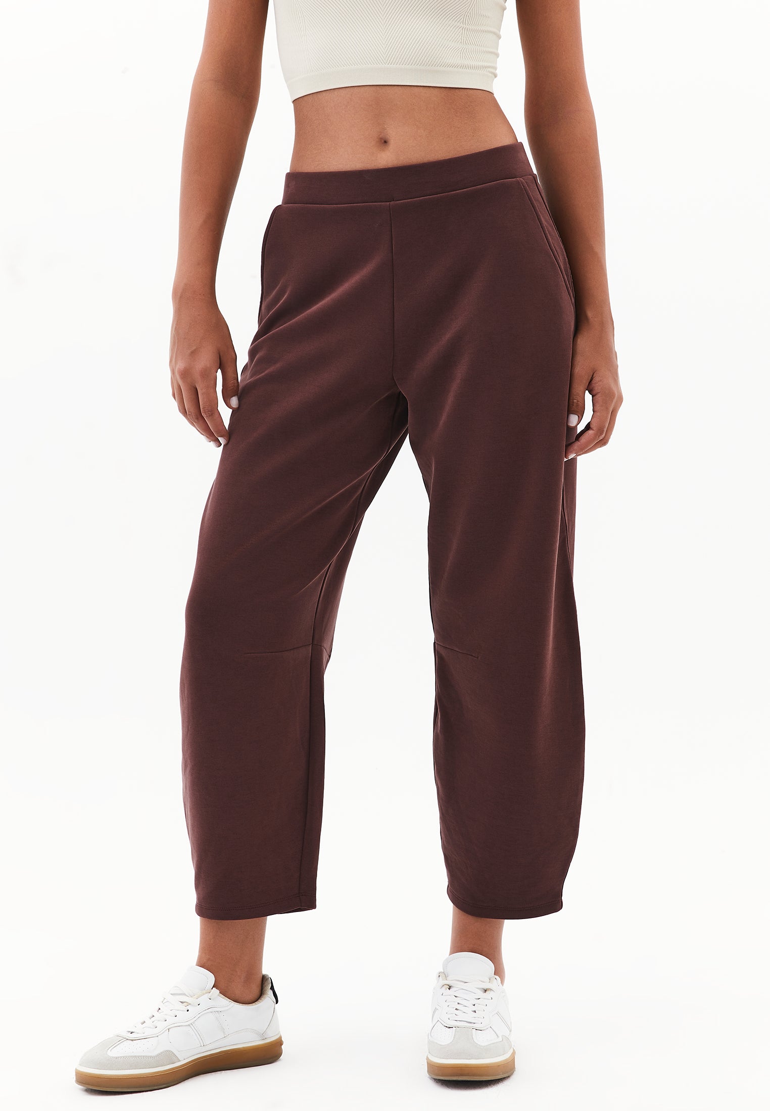 بنطلون بساق برميلية - BITTER CHOCOLATE