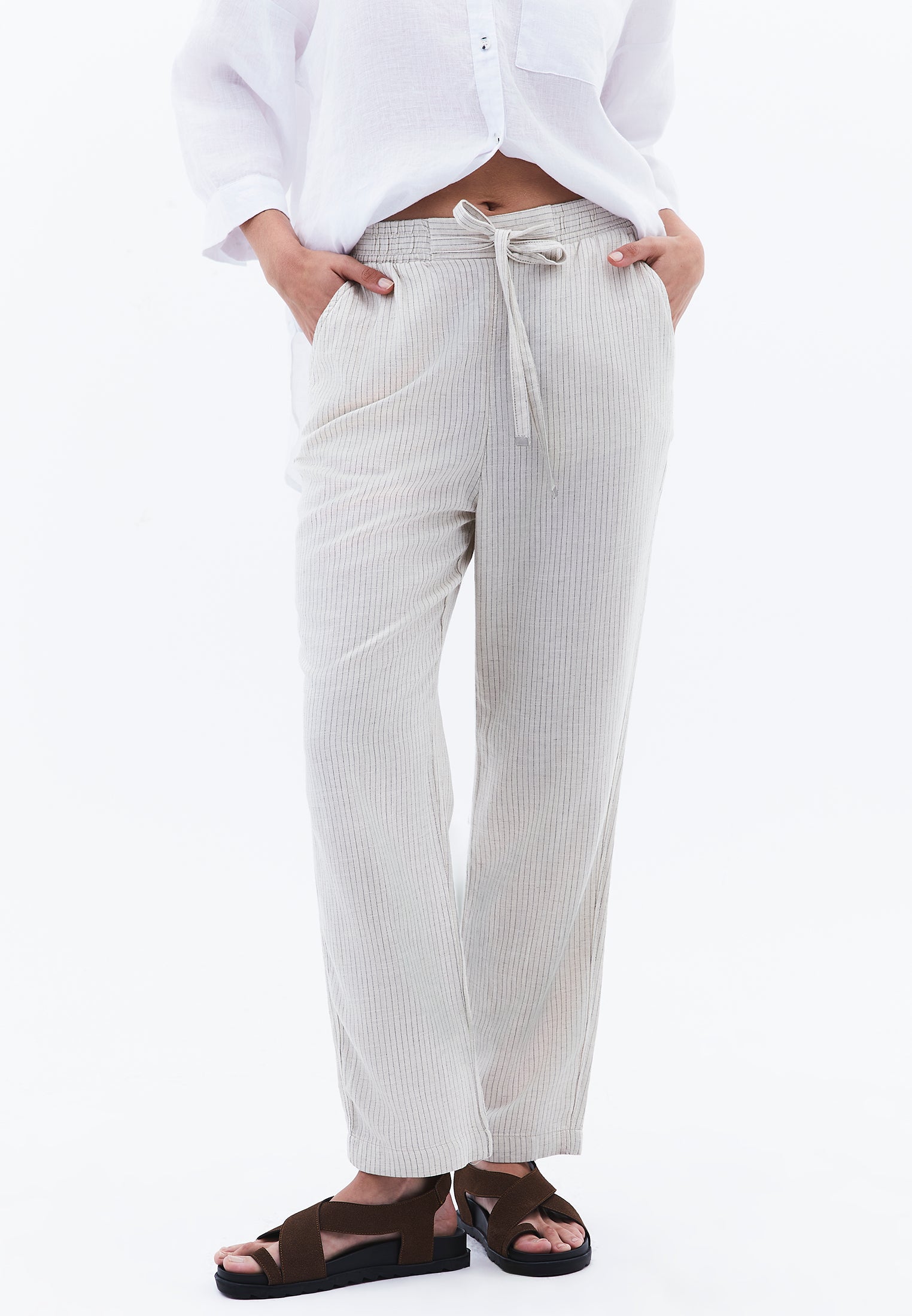 High Waist Carrot Pants - BLACK STRIPE