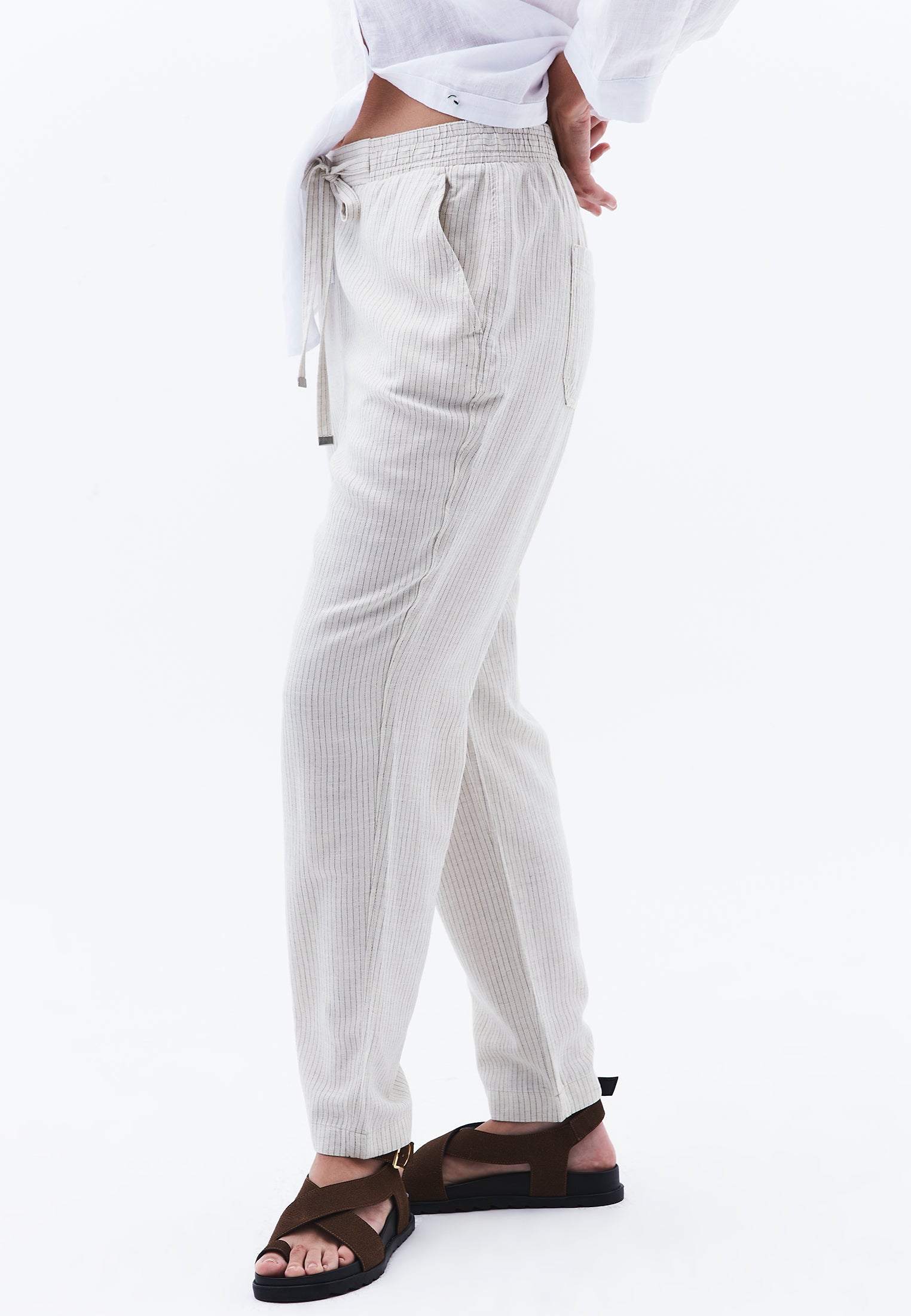 High Waist Carrot Pants - BLACK STRIPE