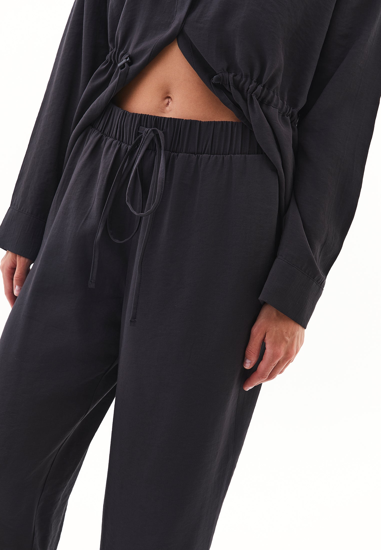 High Waist Elastic Pants - BLACK