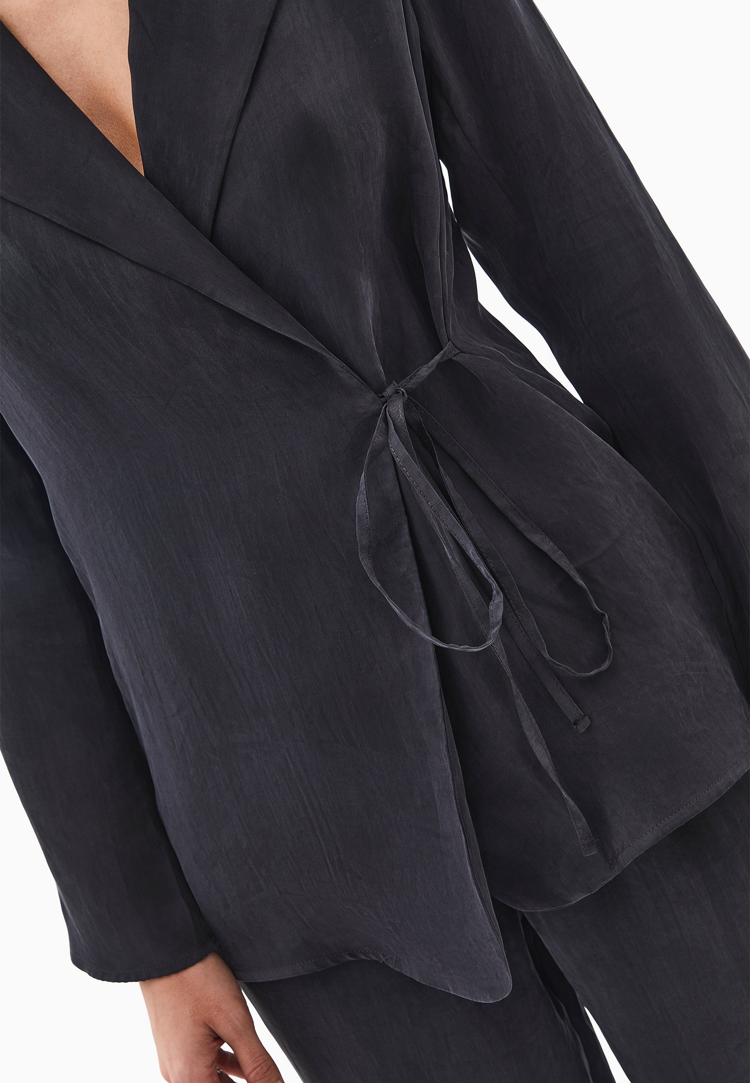 سترة ليوسيل مزدوجة الصدر من الليوسيل - أسود