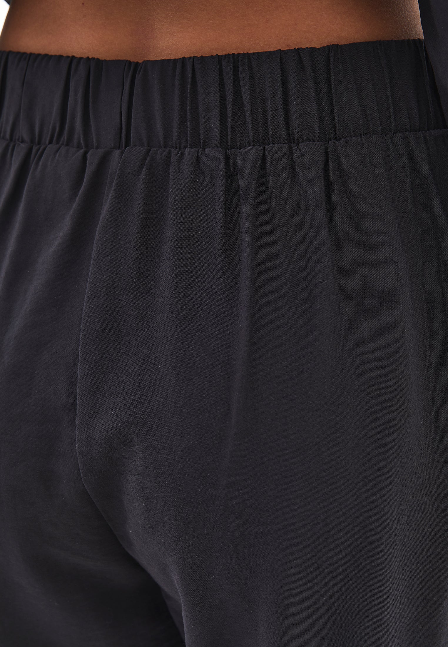 High Waist Elastic Pants - BLACK