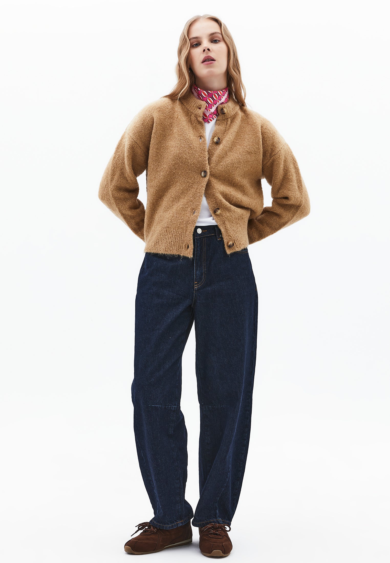 كارديجان بأكمام طويلة ناعم - مصل اللبن الرائب