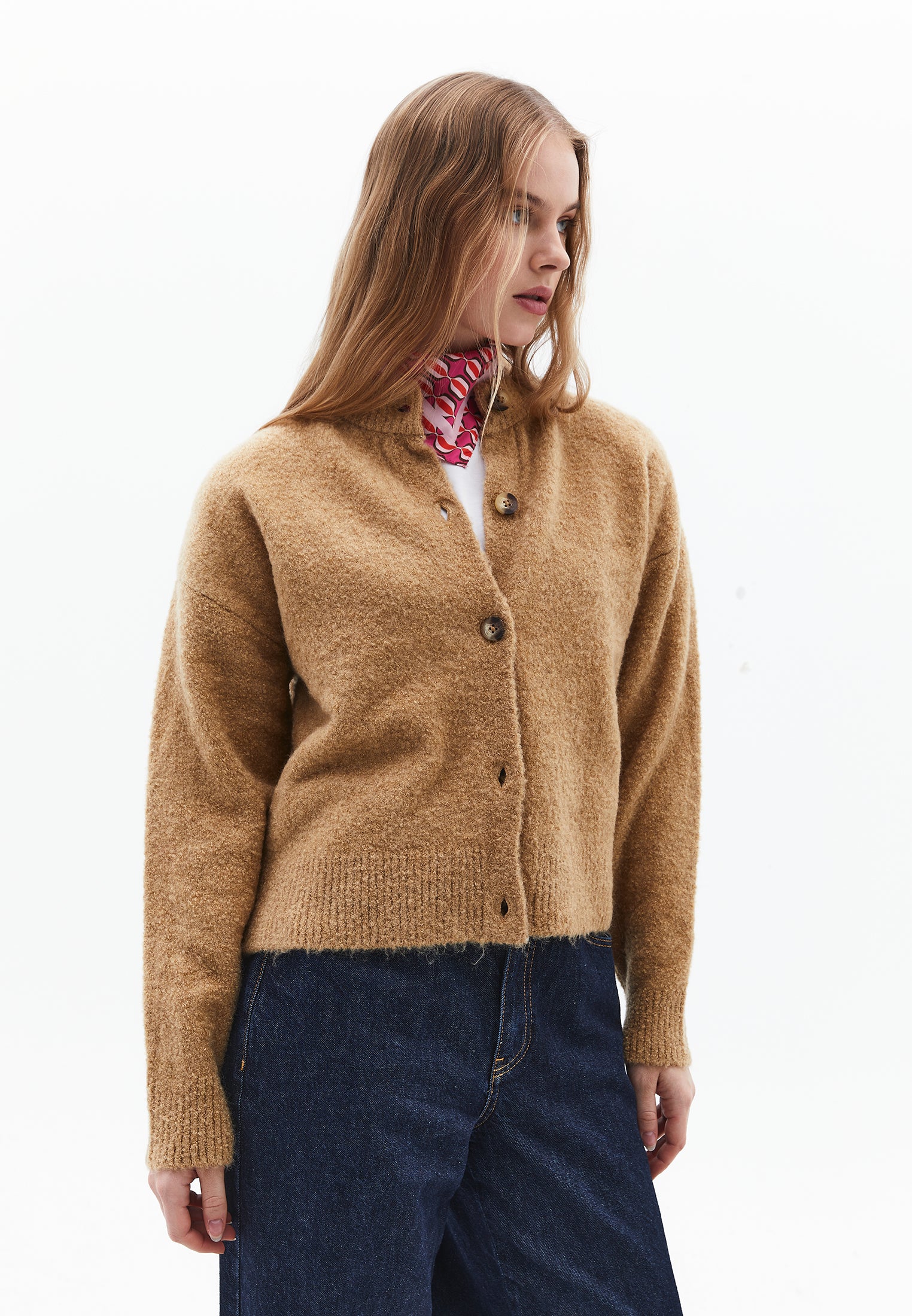 كارديجان بأكمام طويلة ناعم - مصل اللبن الرائب