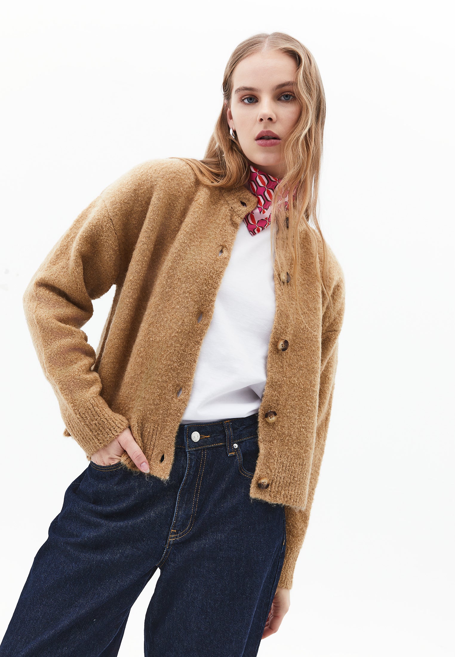 كارديجان بأكمام طويلة ناعم - مصل اللبن الرائب