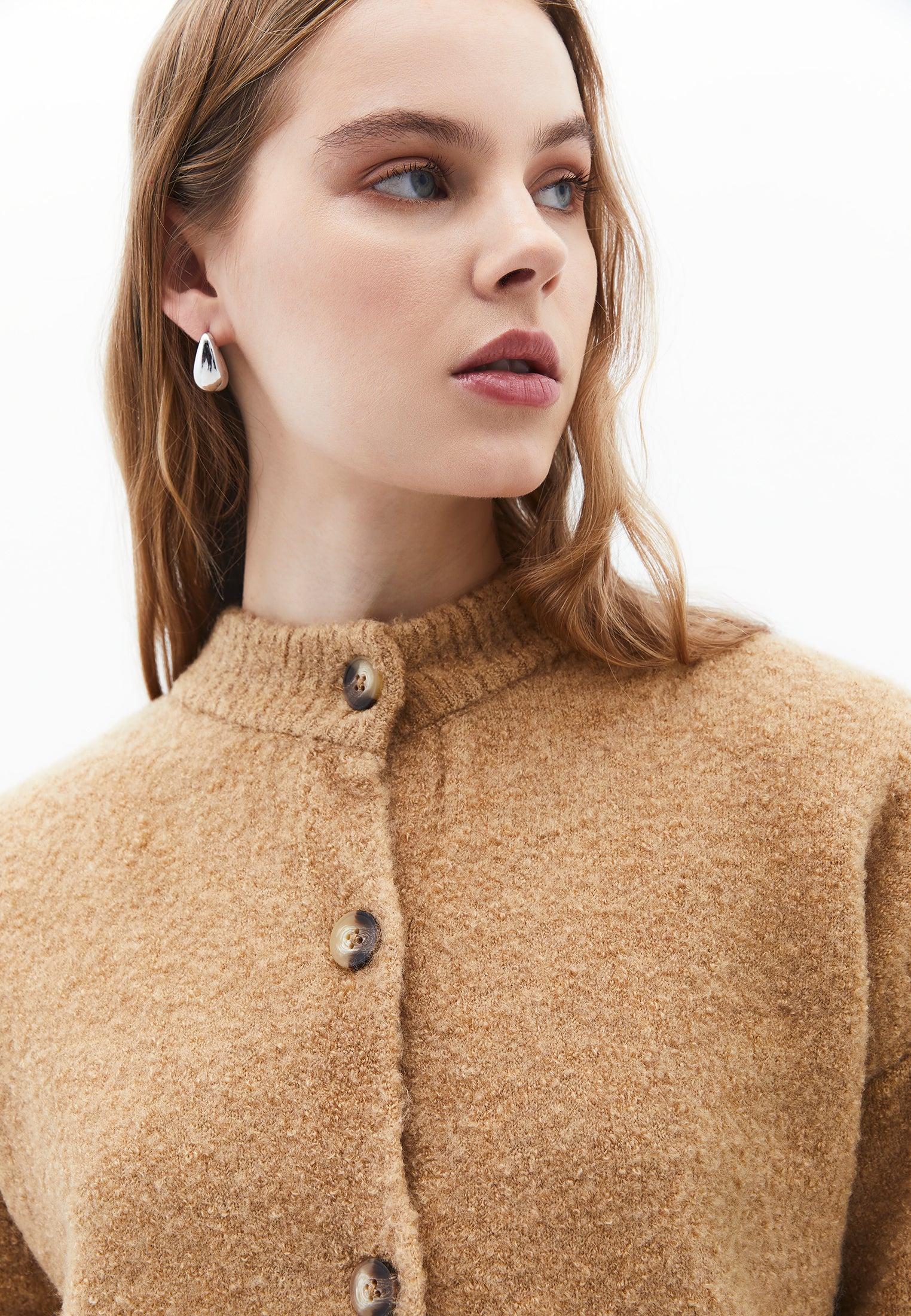 كارديجان بأكمام طويلة ناعم - مصل اللبن الرائب