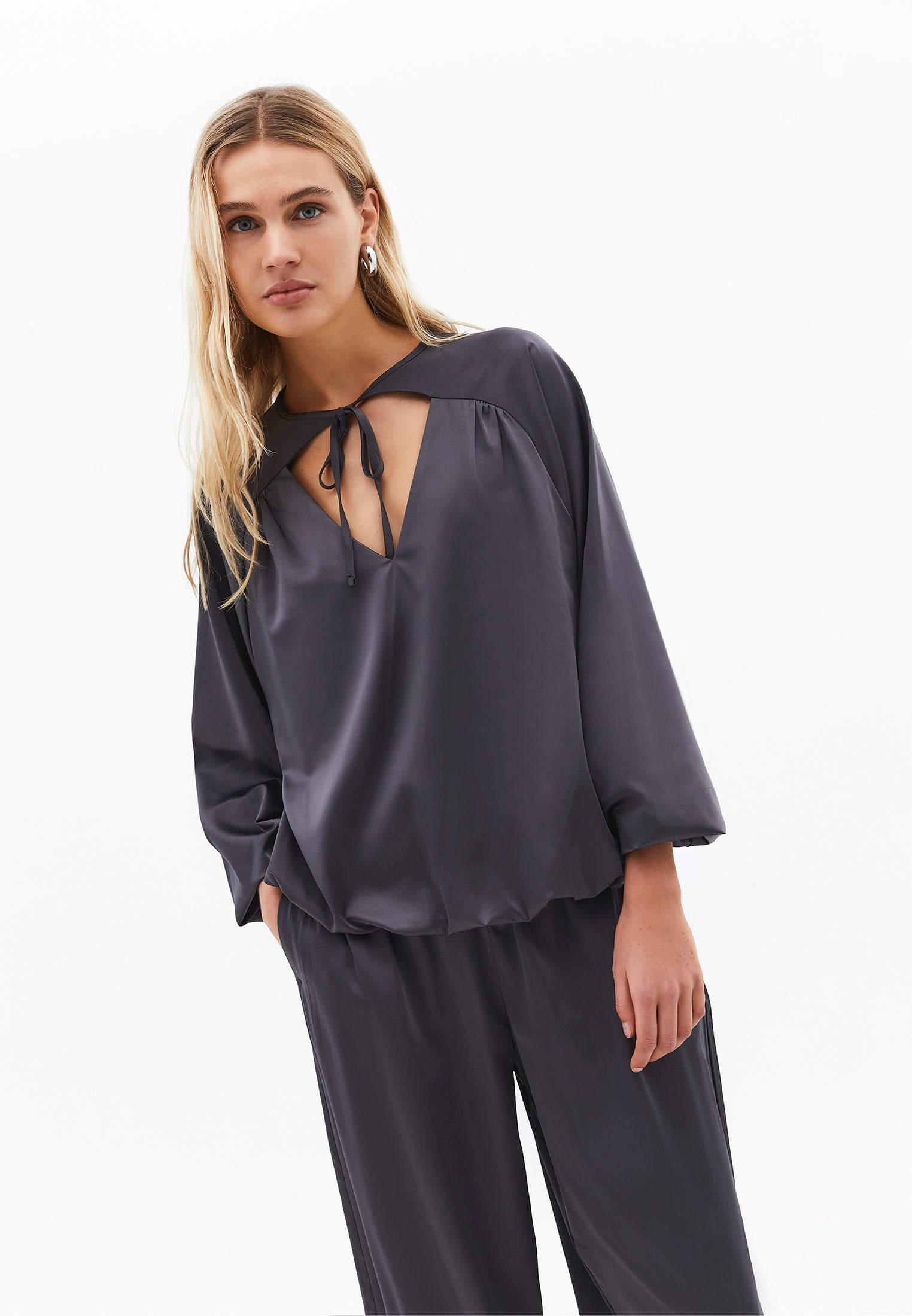 V-Neck Tie Long Sleeve Blouse - EIFFEL TOWER