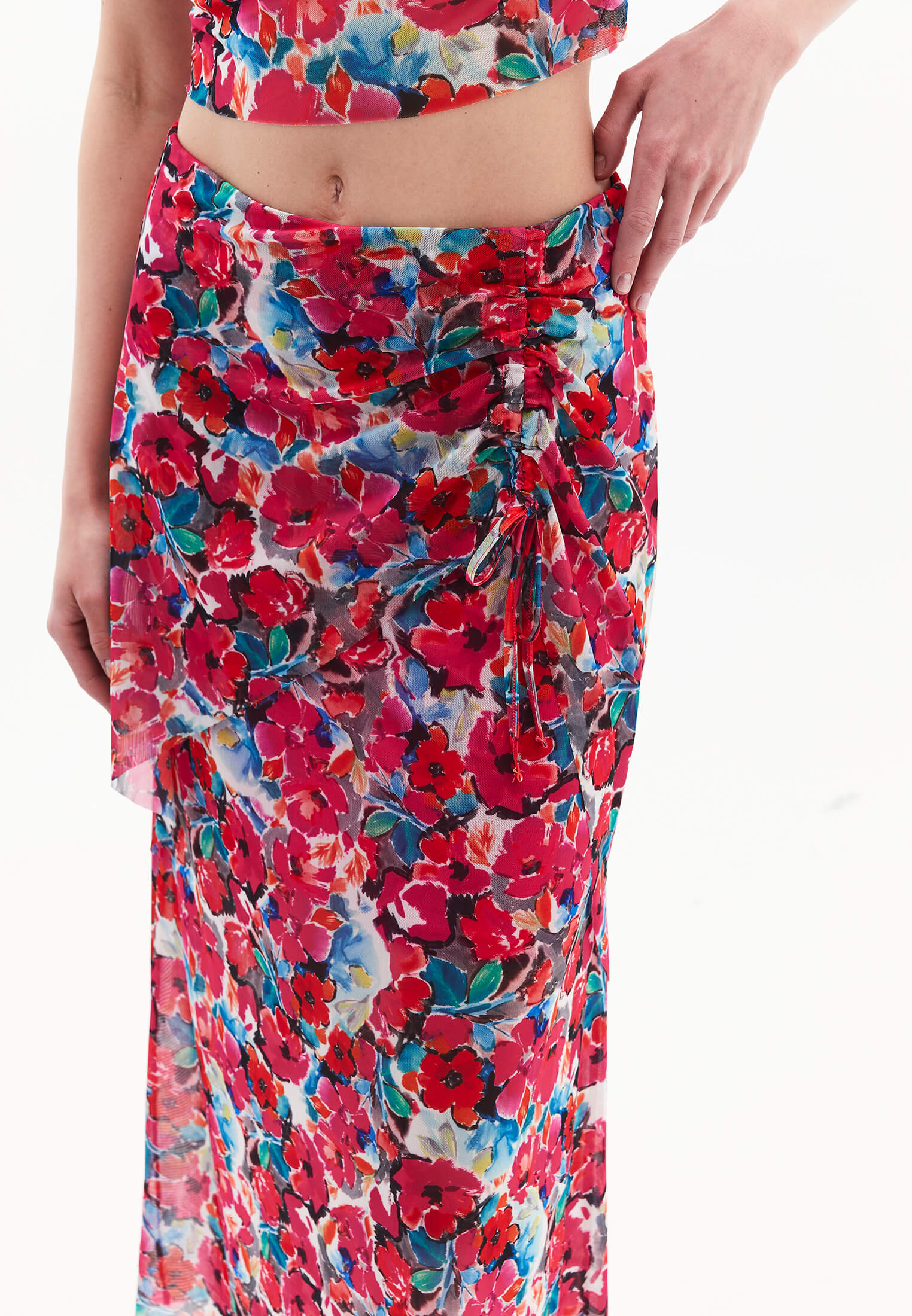 تنورة عالية الخصر - مشط زهور - مشط زهور