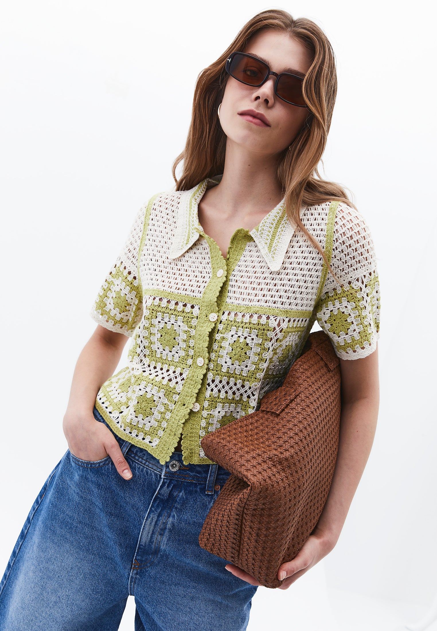 قميص بياقة بولو - حليب اللوز/السرو الذهبي