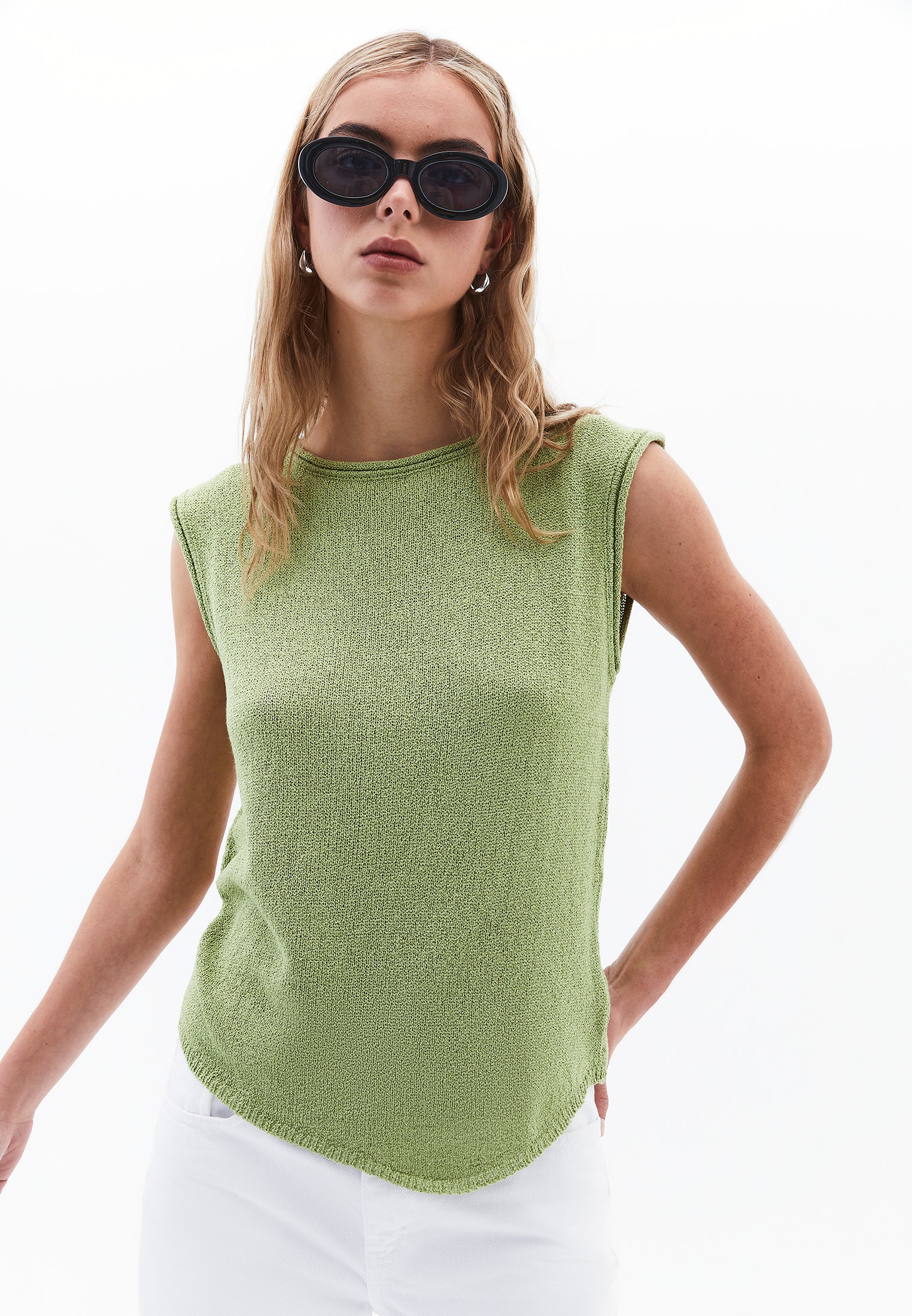 تانك تونيك - أخضر ورقي