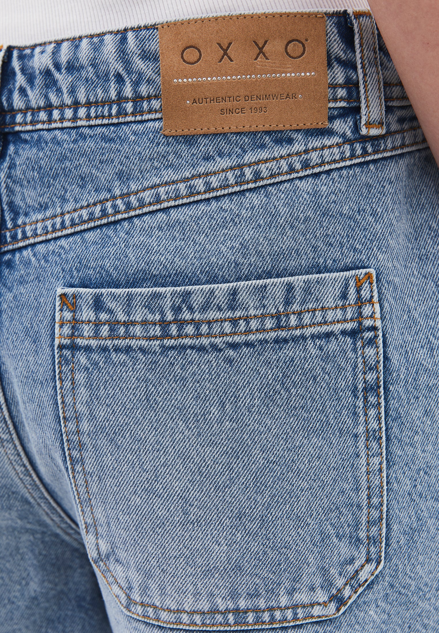 شورت صيفي قصير من الدنيم - دنيم أزرق فاتح