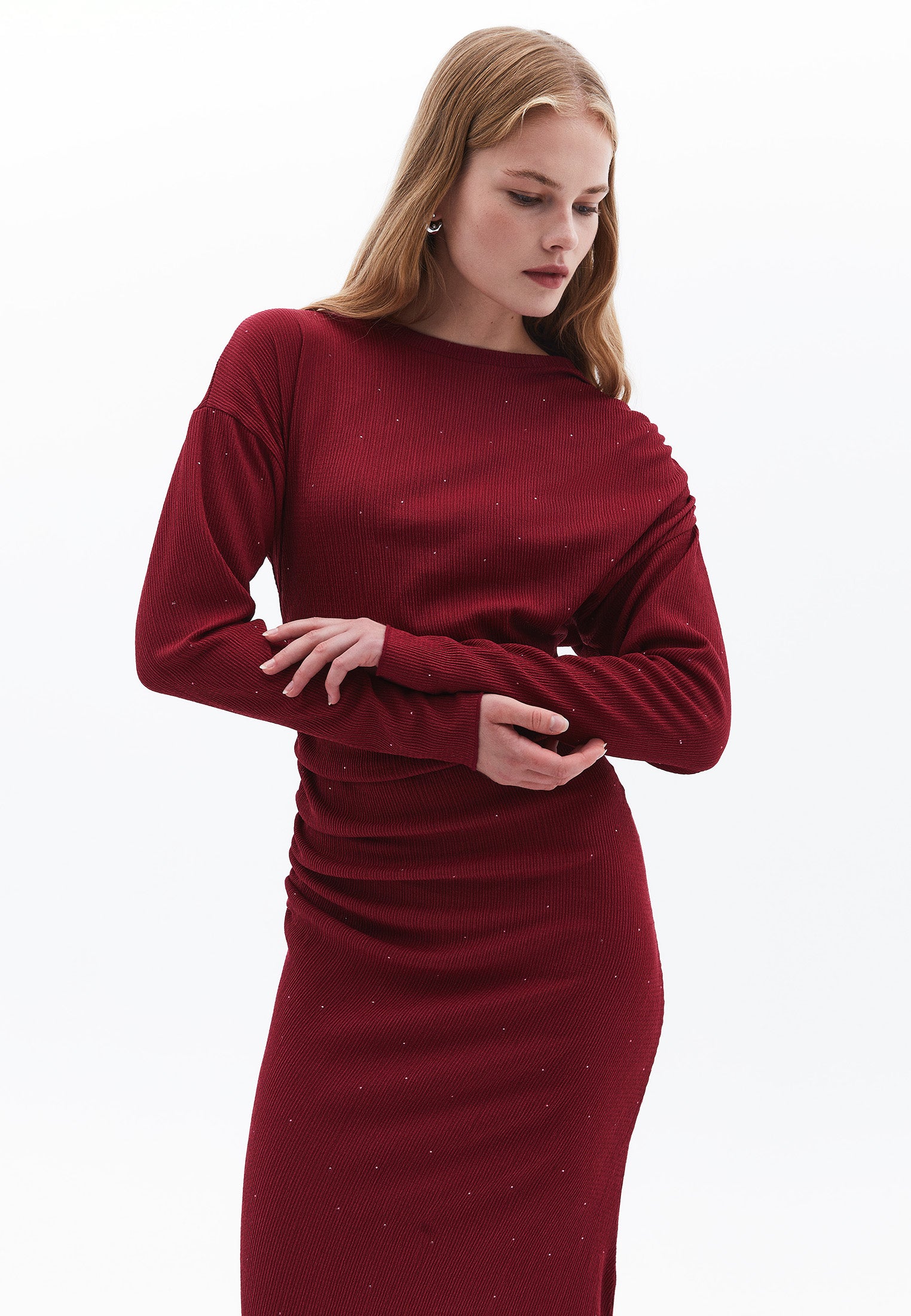 Long Dress With Ruched Crew Neck - RUMBA RED