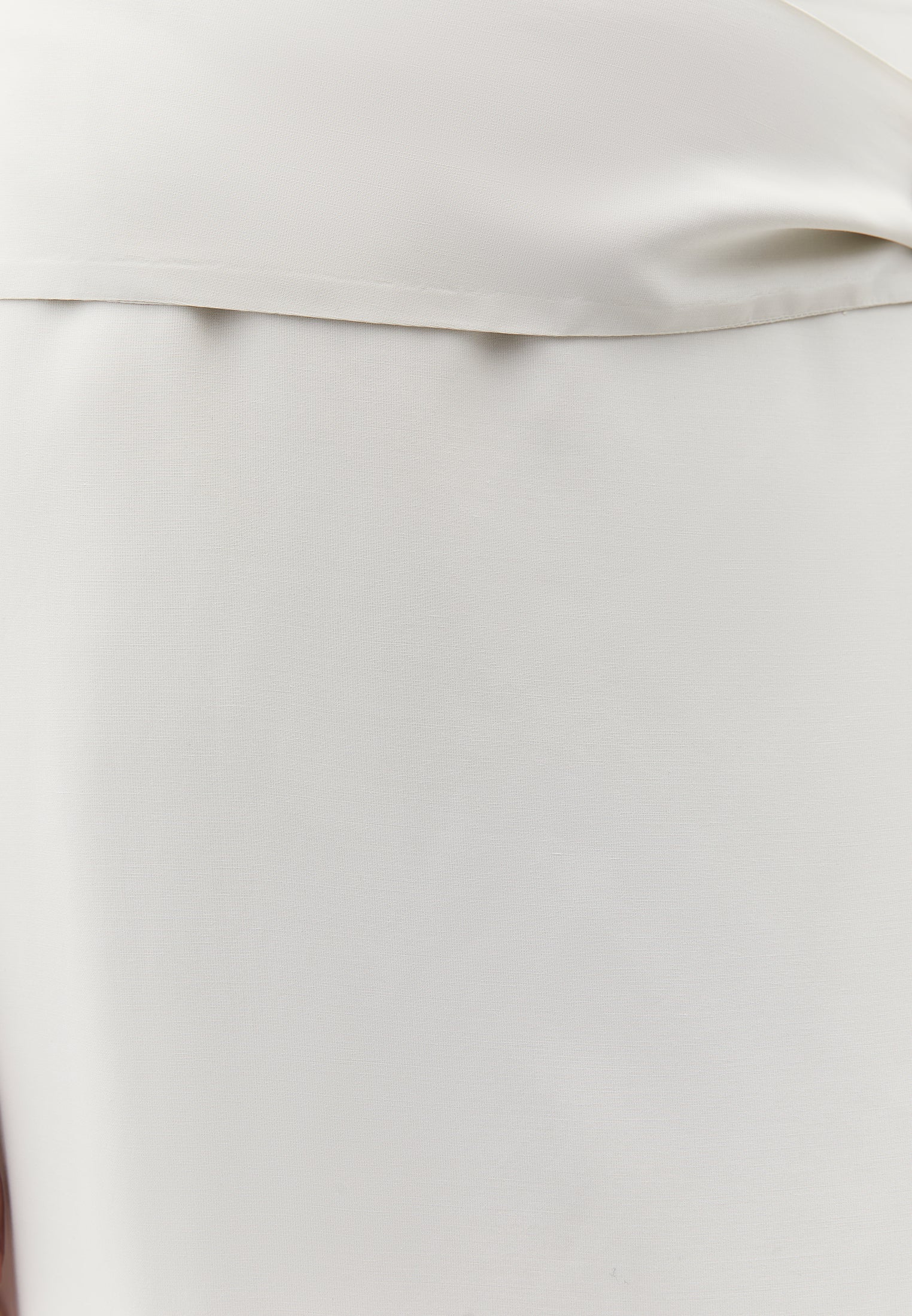 تنورة فيسكوز متوسطة الطول بإبزيم - بتولا فضي