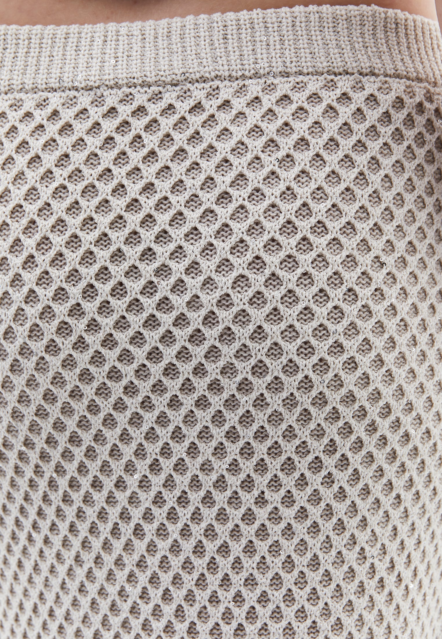 تنورة ميدي من أجور - بتولا فضي