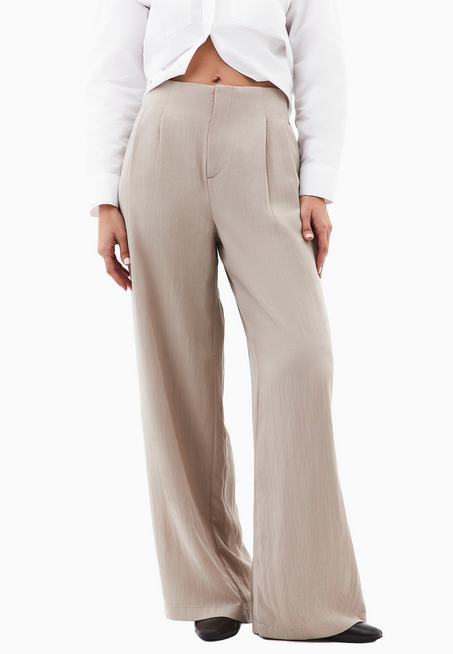 Pleated Wide Leg Pants - SIMPLY TAUPE