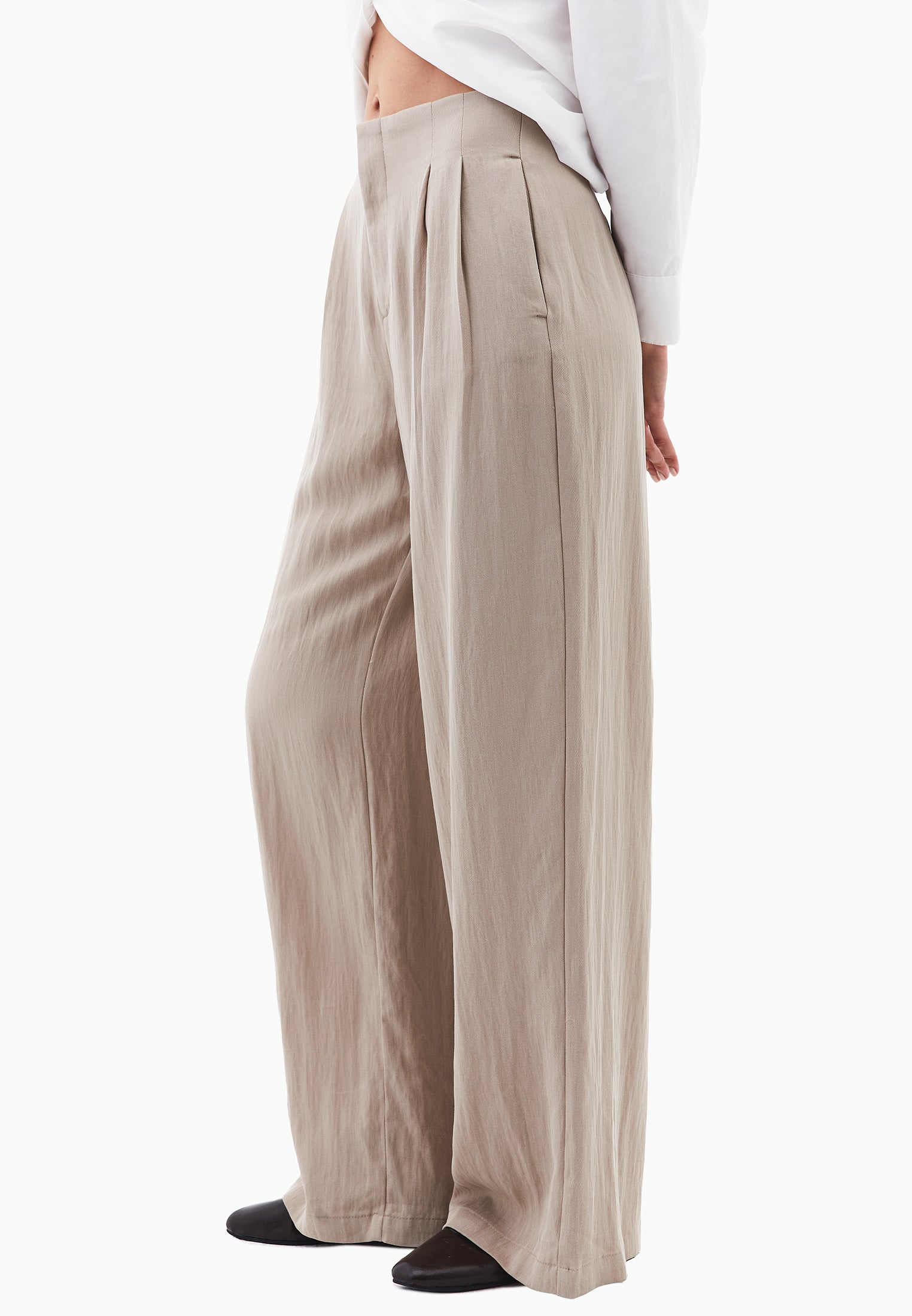 Pleated Wide Leg Pants - SIMPLY TAUPE