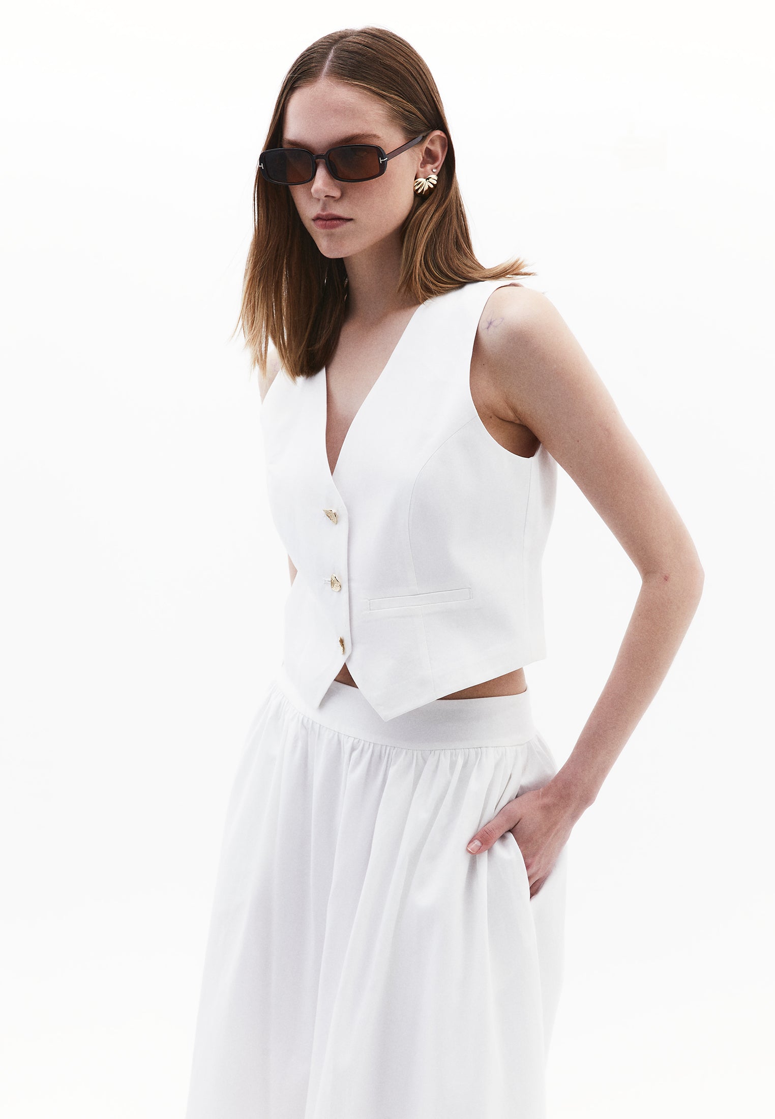 V Neck Button Detailed Vest - WHITE