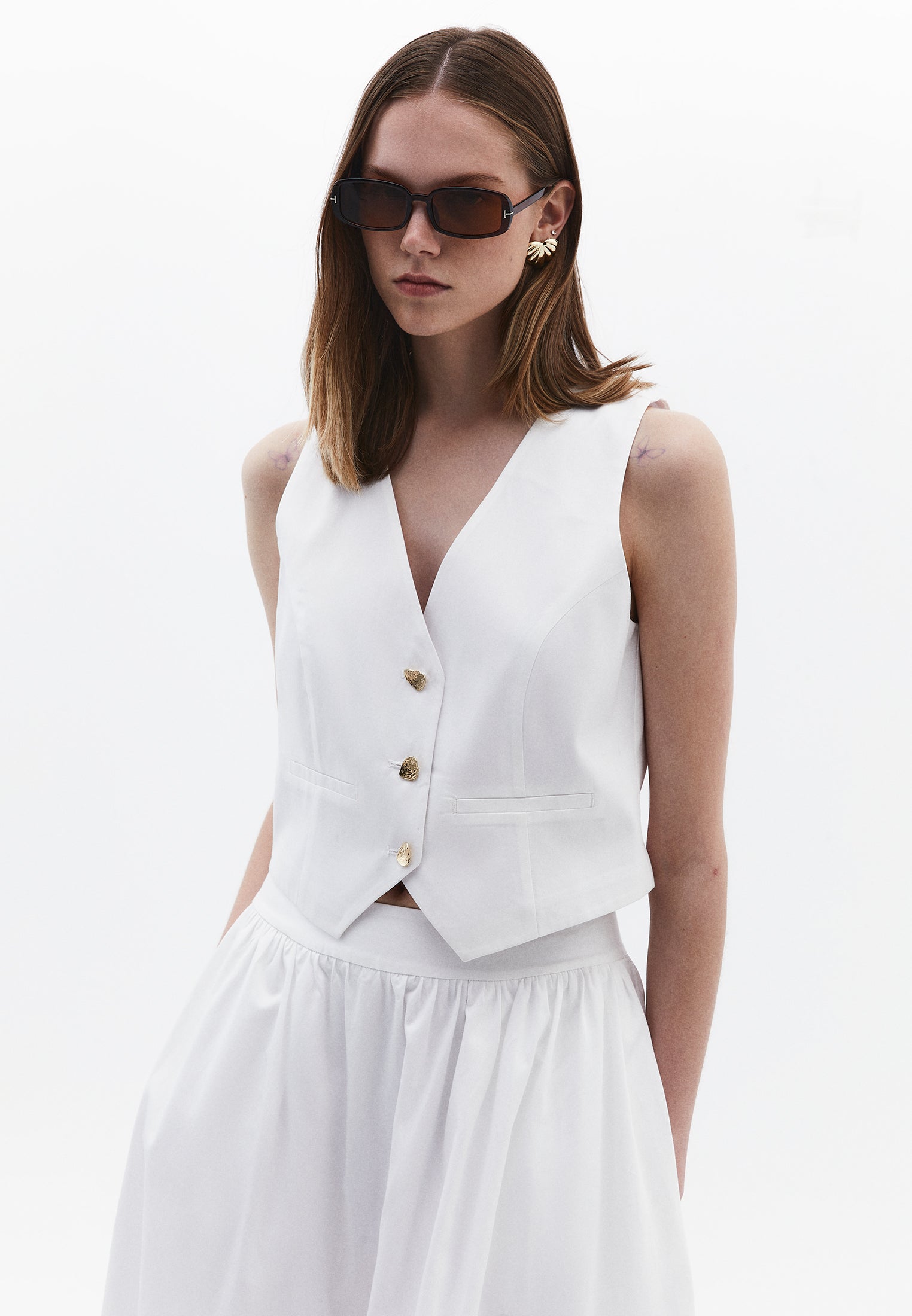 V Neck Button Detailed Vest - WHITE