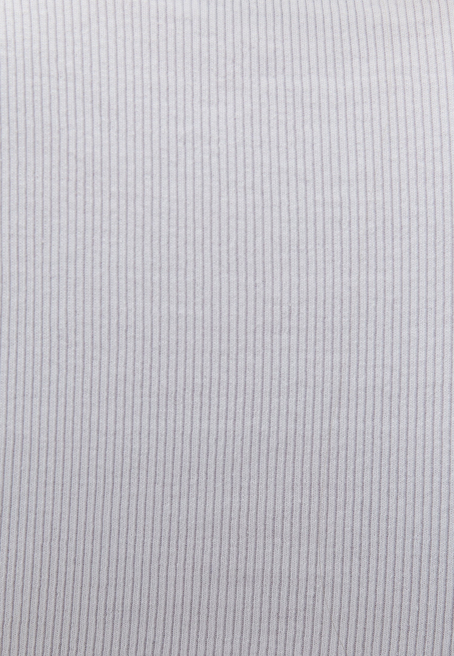 بلوزة قصيرة بفتحة رقبة على شكل هالتر - أبيض